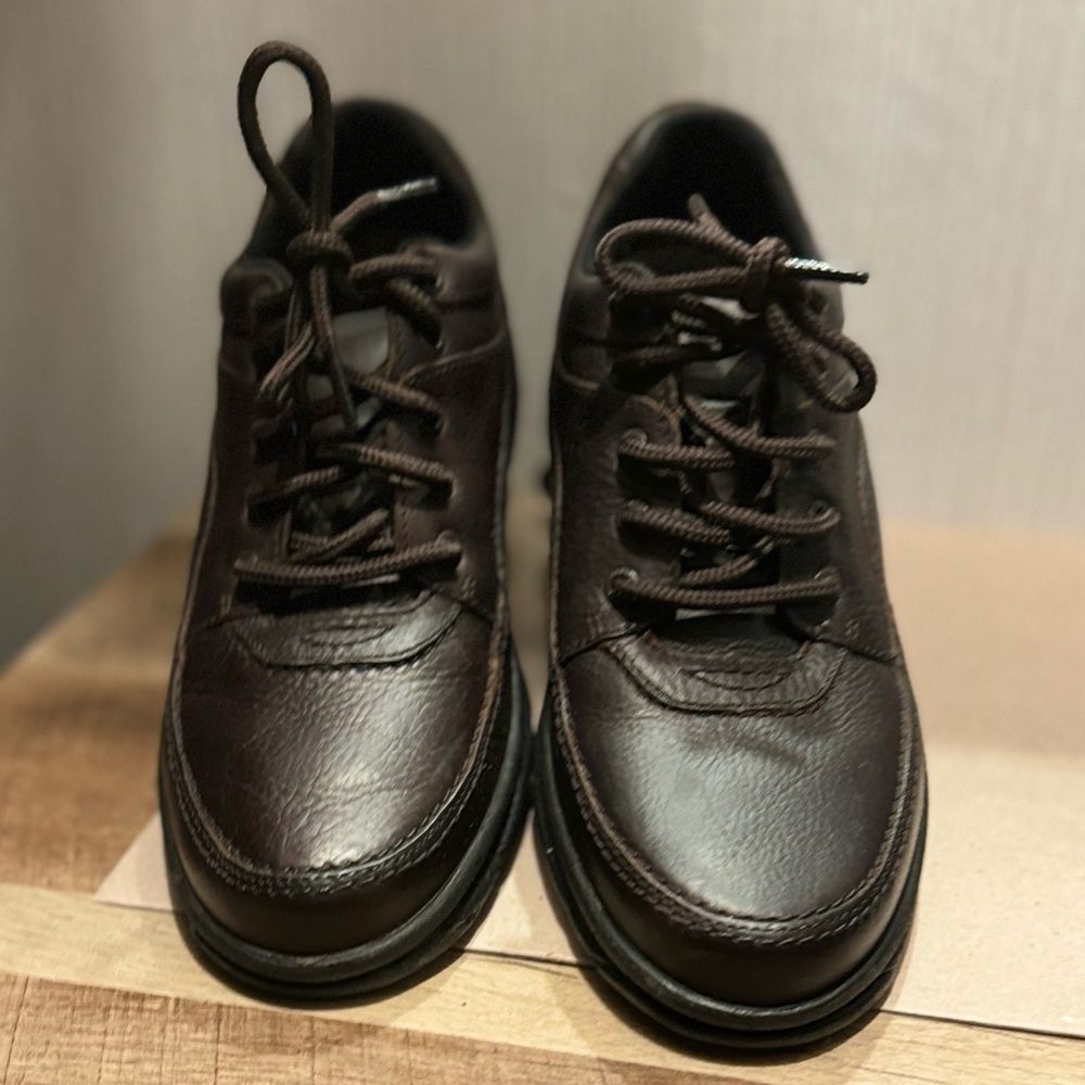 Mens Rockport Walking Shoe Size 9